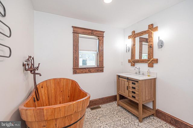 10850 CATHELL RD, Berlin, MD 21811