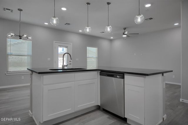 13893 Carloina Ponce Avenue, El Paso, TX 79928