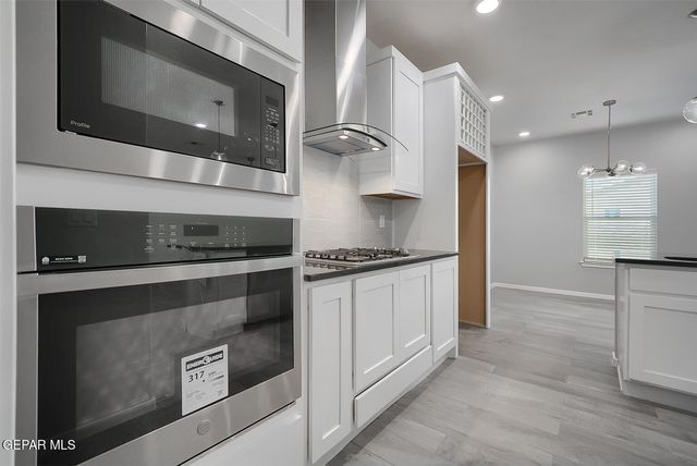 13893 Carloina Ponce Avenue, El Paso, TX 79928