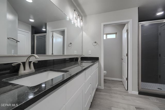13893 Carloina Ponce Avenue, El Paso, TX 79928