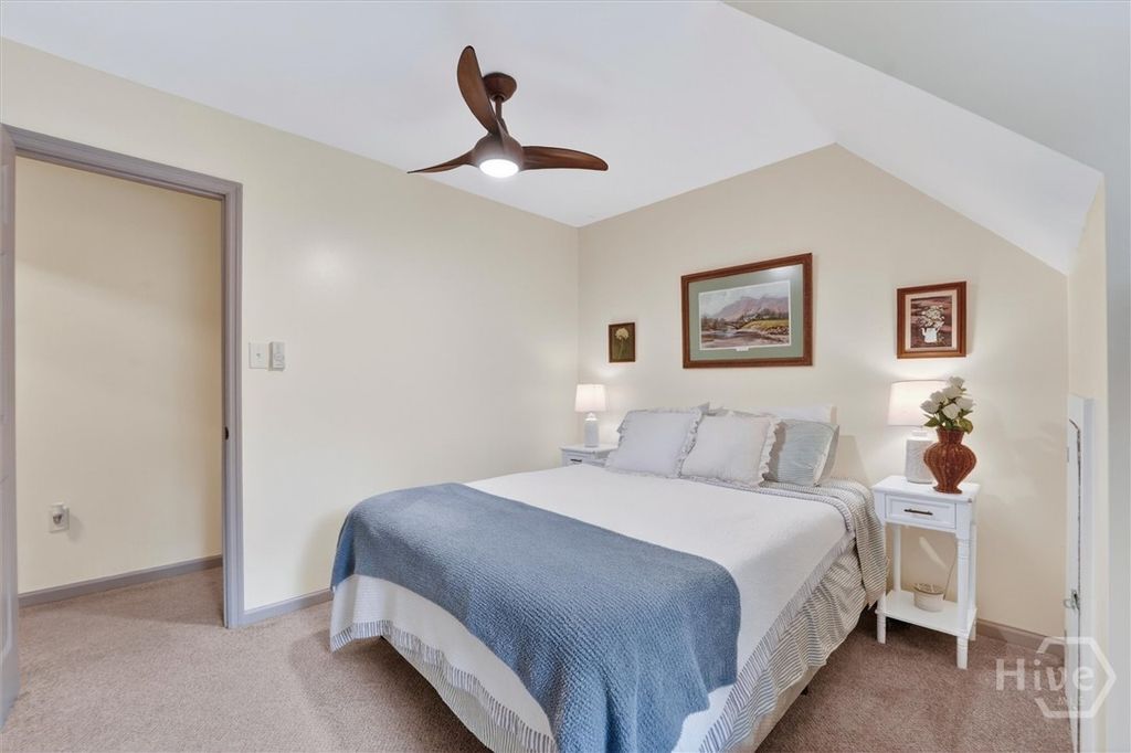 Image 15 of property listing at 23 E Deerwood Road, Savannah, GA 31410