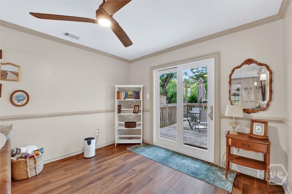 Image 3 of property listing at 23 E Deerwood Road, Savannah, GA 31410