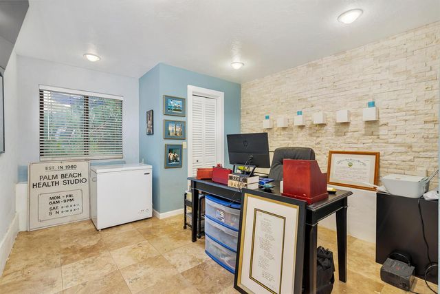 1412 Lake Avenue, West Palm Beach, FL 33401