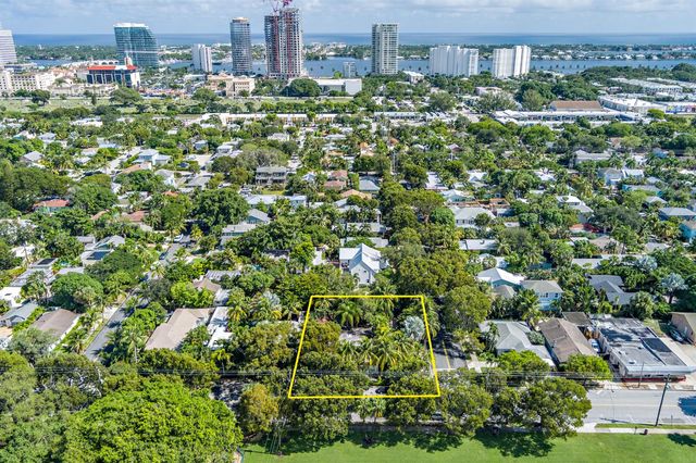 1412 Lake Avenue, West Palm Beach, FL 33401