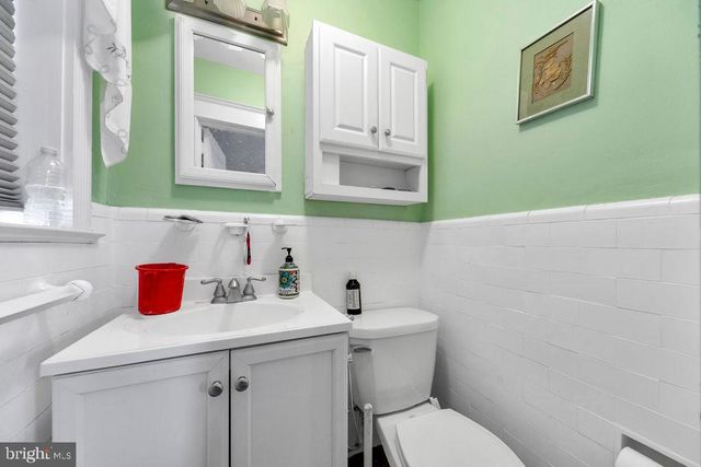 373 UPLAND WAY, Drexel Hill, PA 19026