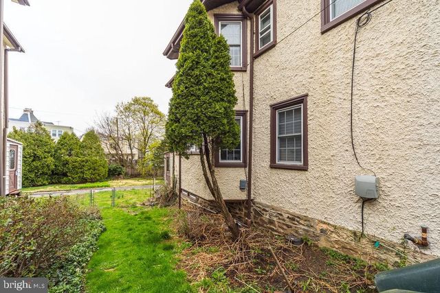 373 UPLAND WAY, Drexel Hill, PA 19026