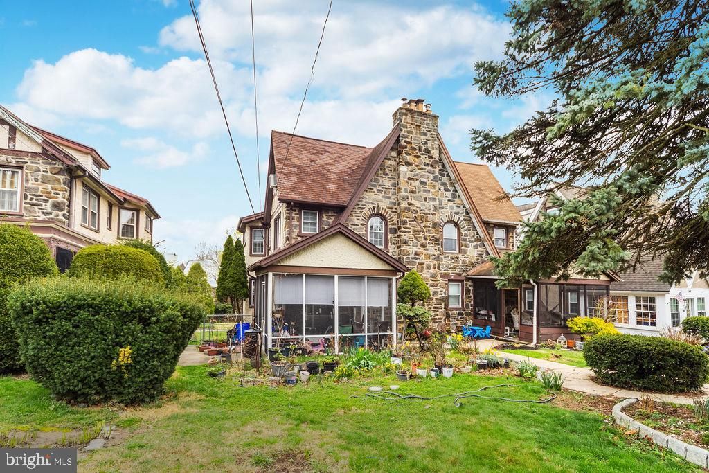 373 UPLAND WAY, Drexel Hill, PA 19026