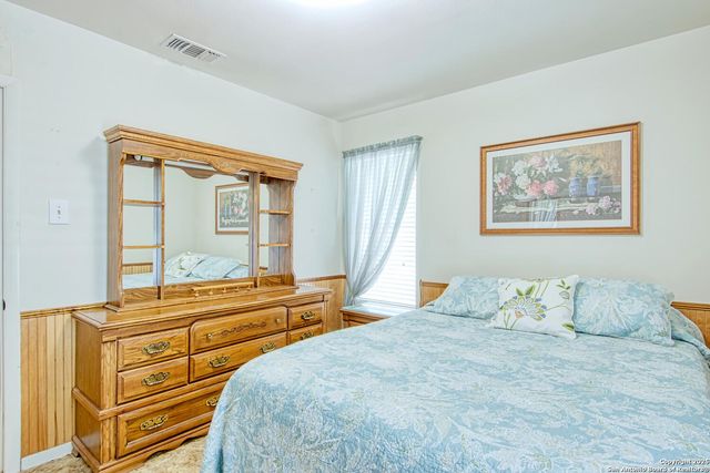 323 HATCHER AVE, San Antonio, TX 78223