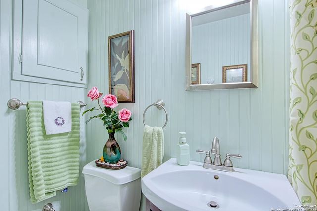 323 HATCHER AVE, San Antonio, TX 78223