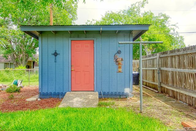 323 HATCHER AVE, San Antonio, TX 78223