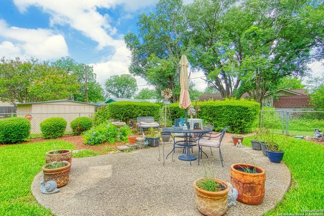 323 HATCHER AVE, San Antonio, TX 78223