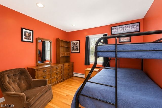 472 Summit Rd, Mountainside Boro, NJ 07092