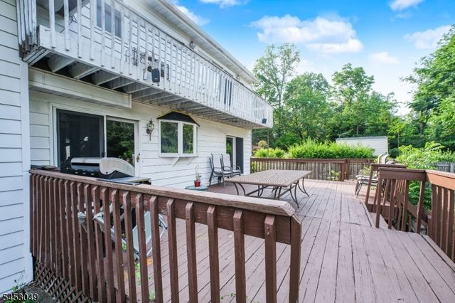472 Summit Rd, Mountainside Boro, NJ 07092