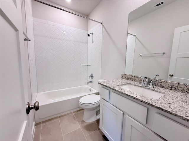 18130 Sunlit Oasis Drive, Webster, TX 77598