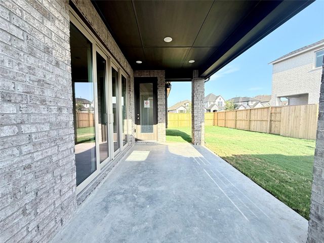 18130 Sunlit Oasis Drive, Webster, TX 77598