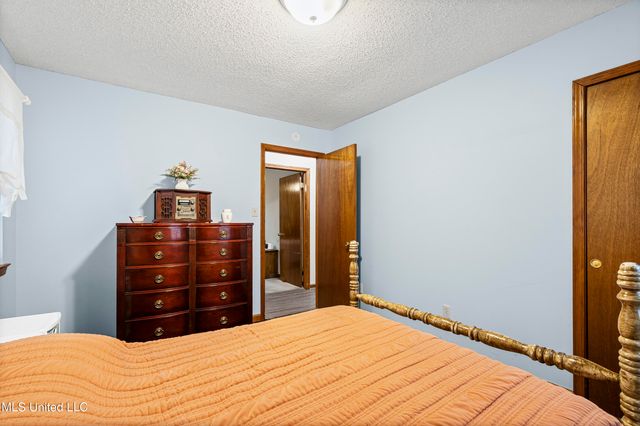 3165 W Star Landing Road, Nesbit, MS 38651