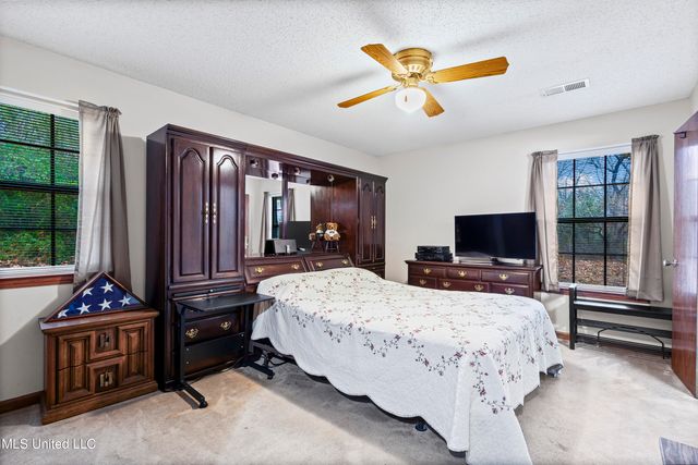 3165 W Star Landing Road, Nesbit, MS 38651