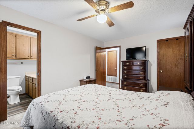 3165 W Star Landing Road, Nesbit, MS 38651