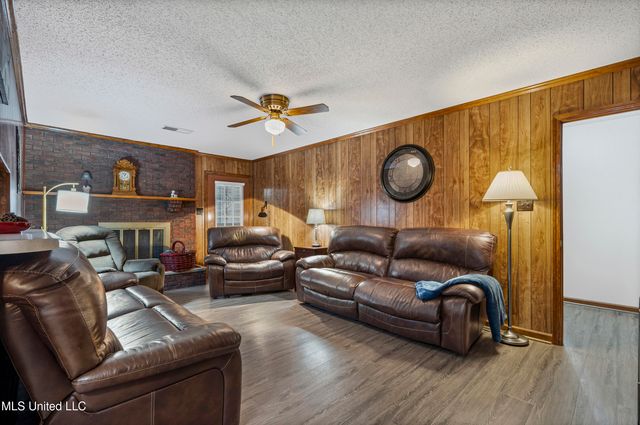 3165 W Star Landing Road, Nesbit, MS 38651