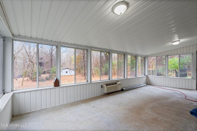 3165 W Star Landing Road, Nesbit, MS 38651