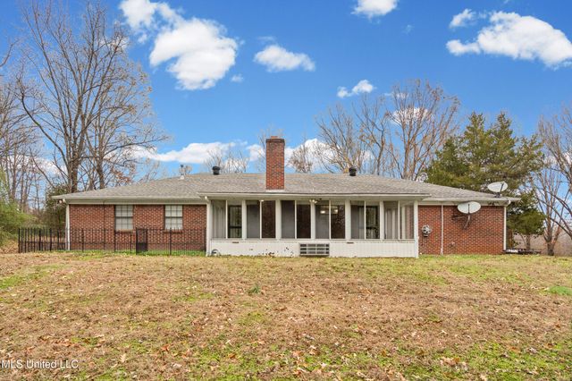 3165 W Star Landing Road, Nesbit, MS 38651