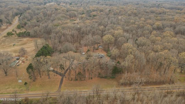 3165 W Star Landing Road, Nesbit, MS 38651