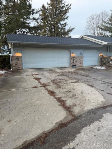 13405 Fagan Road, Holly, MI 48442