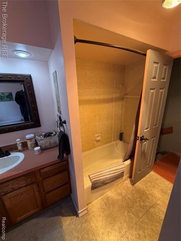 13405 Fagan Road, Holly, MI 48442