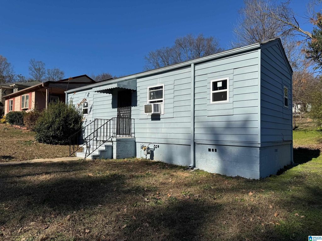 1524 34TH STREET, Birmingham, AL 35218