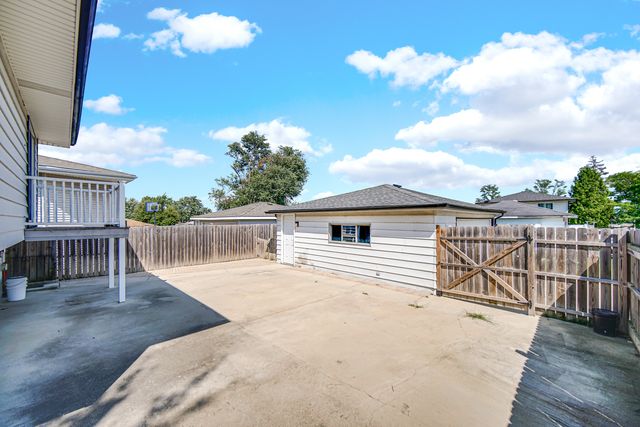 18107 Kostner Avenue, Country Club Hills, IL 60478