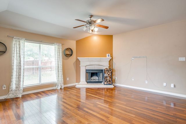 9316 Marilyn Court, White Settlement, TX 76108