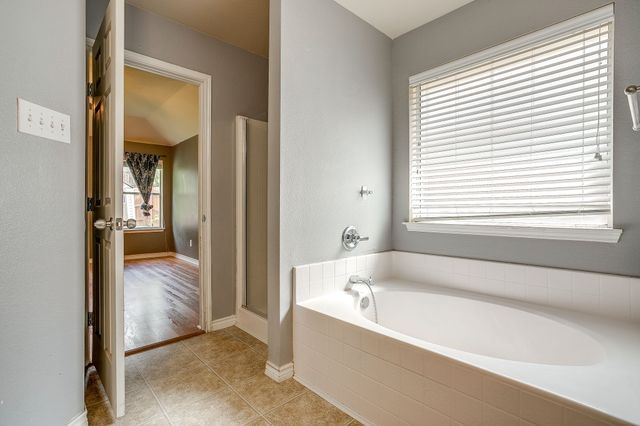 9316 Marilyn Court, White Settlement, TX 76108