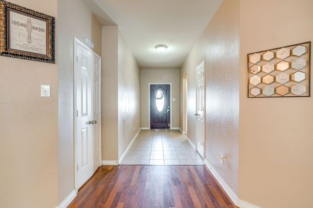 9316 Marilyn Court, White Settlement, TX 76108