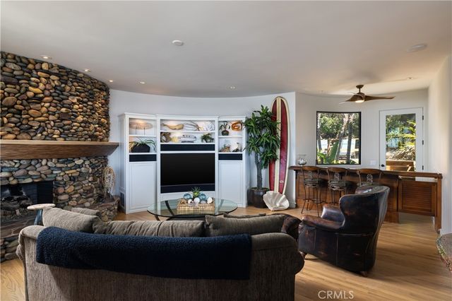 2901 Ocean Boulevard, Corona Del Mar, CA 92625