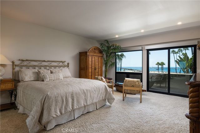 2901 Ocean Boulevard, Corona Del Mar, CA 92625