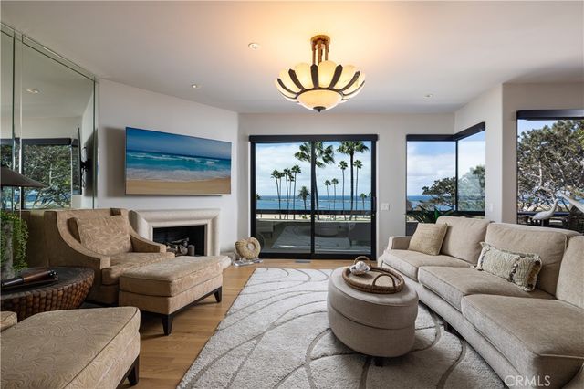 2901 Ocean Boulevard, Corona Del Mar, CA 92625