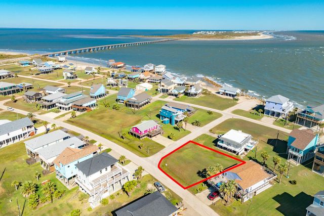 13026 Buccaneer Parkway, Freeport, TX 77541