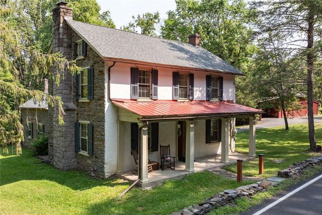 1067 West Thatcher Road, Haycock Twp, PA 18951