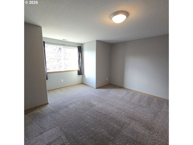 8550 N ALLEGHENY Ave, Portland, OR 97203