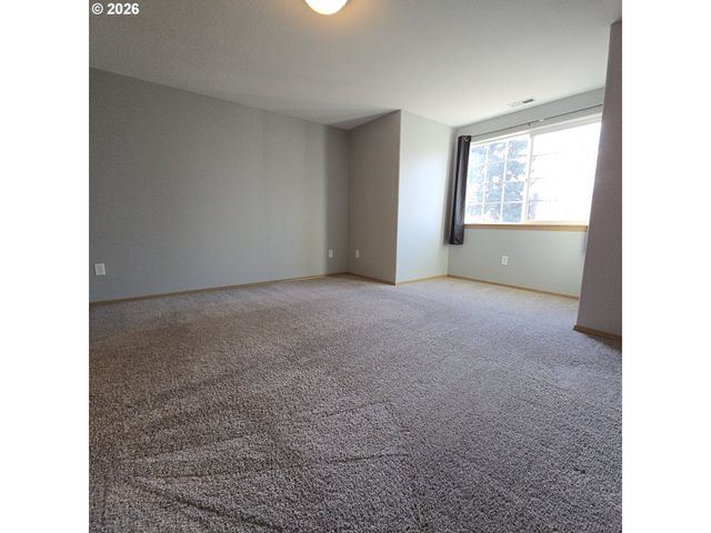 8550 N ALLEGHENY Ave, Portland, OR 97203