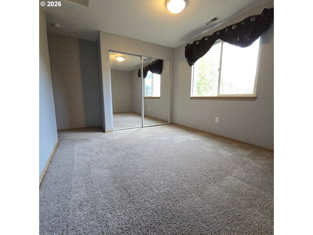 8550 N ALLEGHENY Ave, Portland, OR 97203