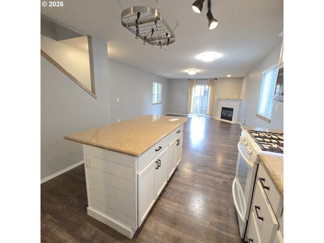 8550 N ALLEGHENY Ave, Portland, OR 97203