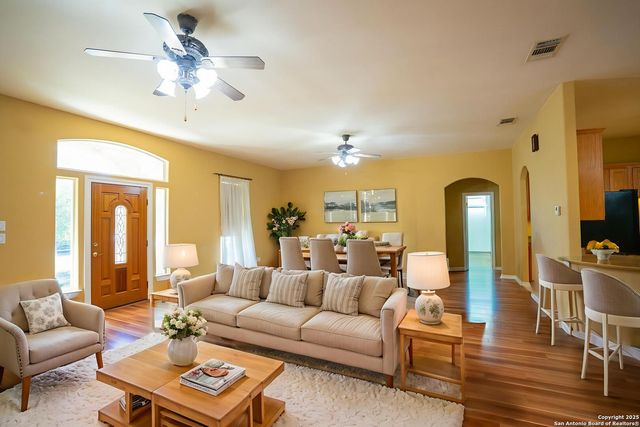 6750 Circle Oak, Bulverde, TX 78163