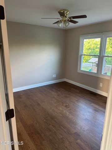 5448 Deercross Court, Sylvania, OH 43560