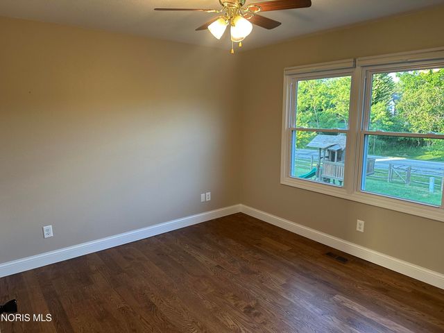5448 Deercross Court, Sylvania, OH 43560