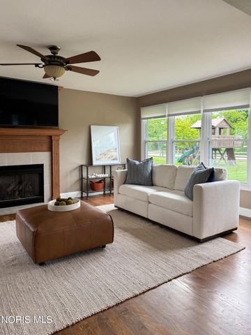5448 Deercross Court, Sylvania, OH 43560