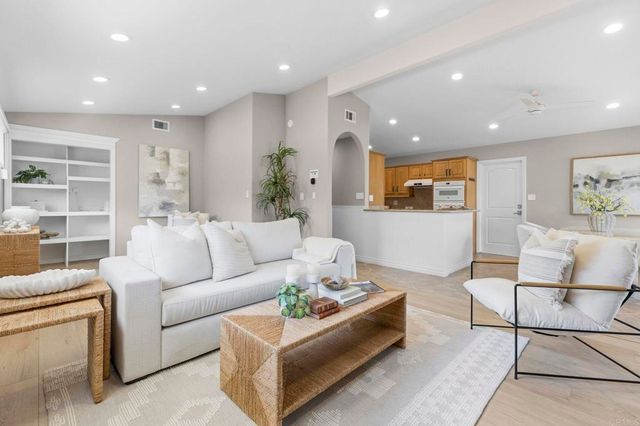 4259 Mount Henry, San Diego, CA 92117