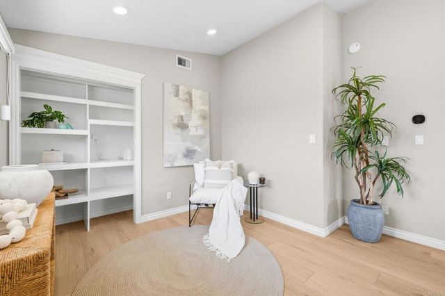 4259 Mount Henry, San Diego, CA 92117