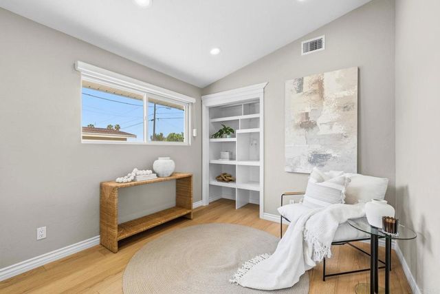 4259 Mount Henry, San Diego, CA 92117
