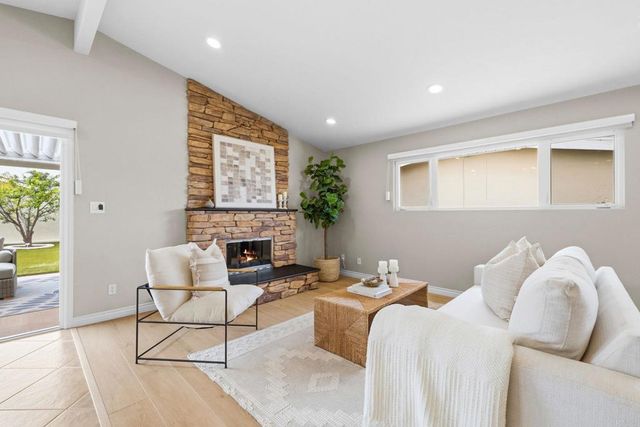4259 Mount Henry, San Diego, CA 92117